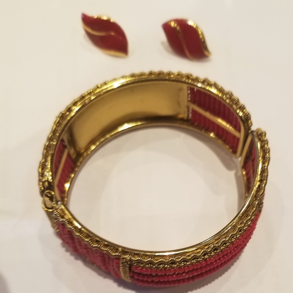 Vintage Inspired Earrings/Bracelet Sets (Two Options for Sets)